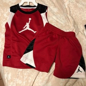 Toddlers Nike Air Jordan tank and short set 3T